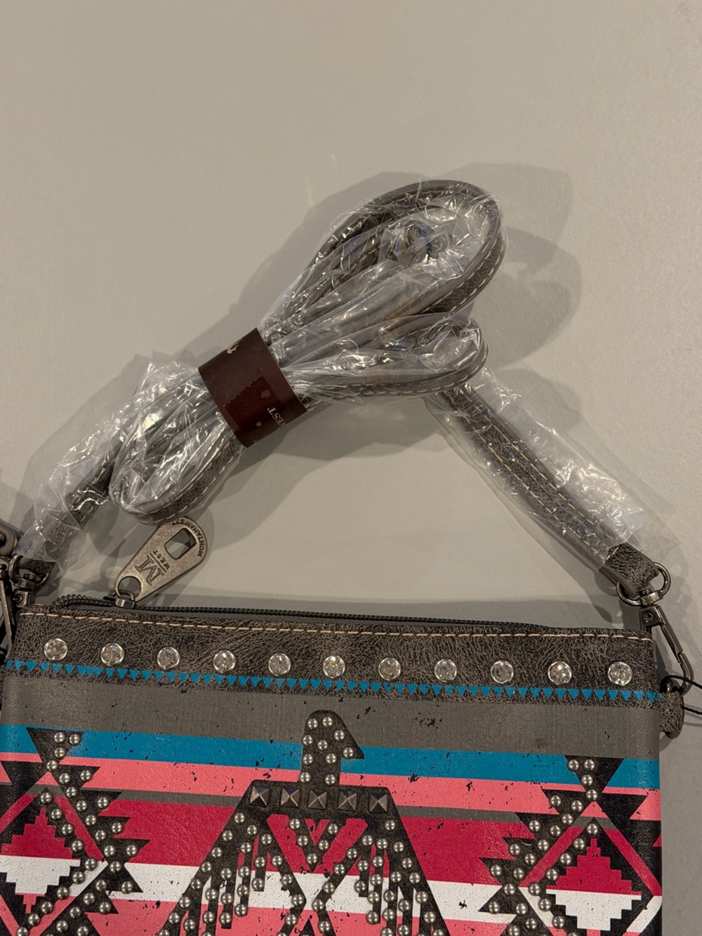 Montana West Aztec Collection Crossbody Clutch - Picture 5 of 10